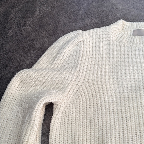 H&M Women’s Sweater Long Puff Sleeves Off White Medium - Picture 4 of 9